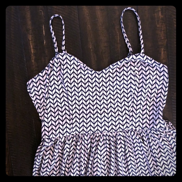 Xhilaration Dresses & Skirts - Blue and White Chevron Striped Dress Large